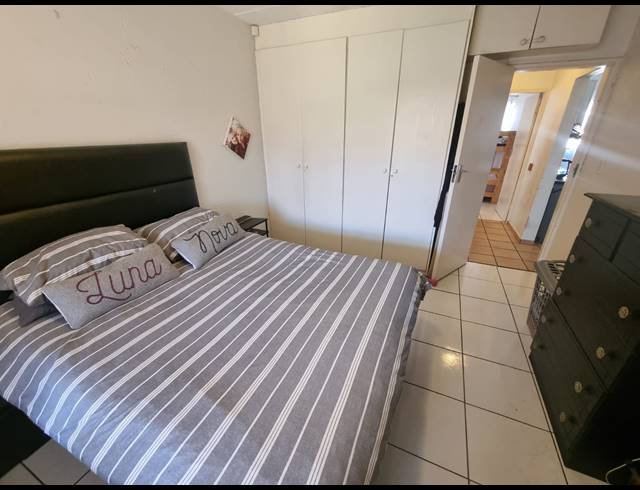 2 BEDROOM APARTMENT FOR SALE IN GLENVISTA